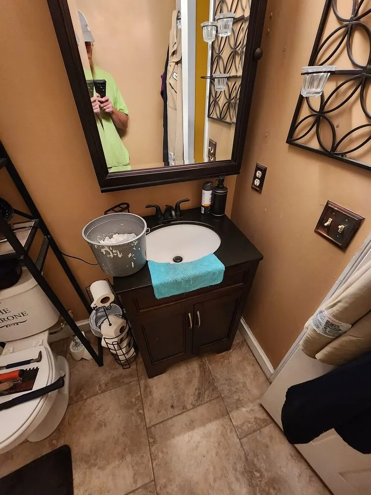 Slide of Mike The Handyman