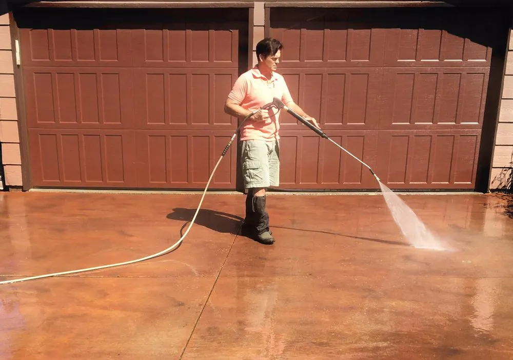 Slide of Mike's Power Wash