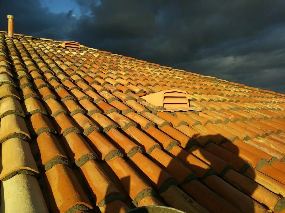 Slide of Mikku & Sons Roofing