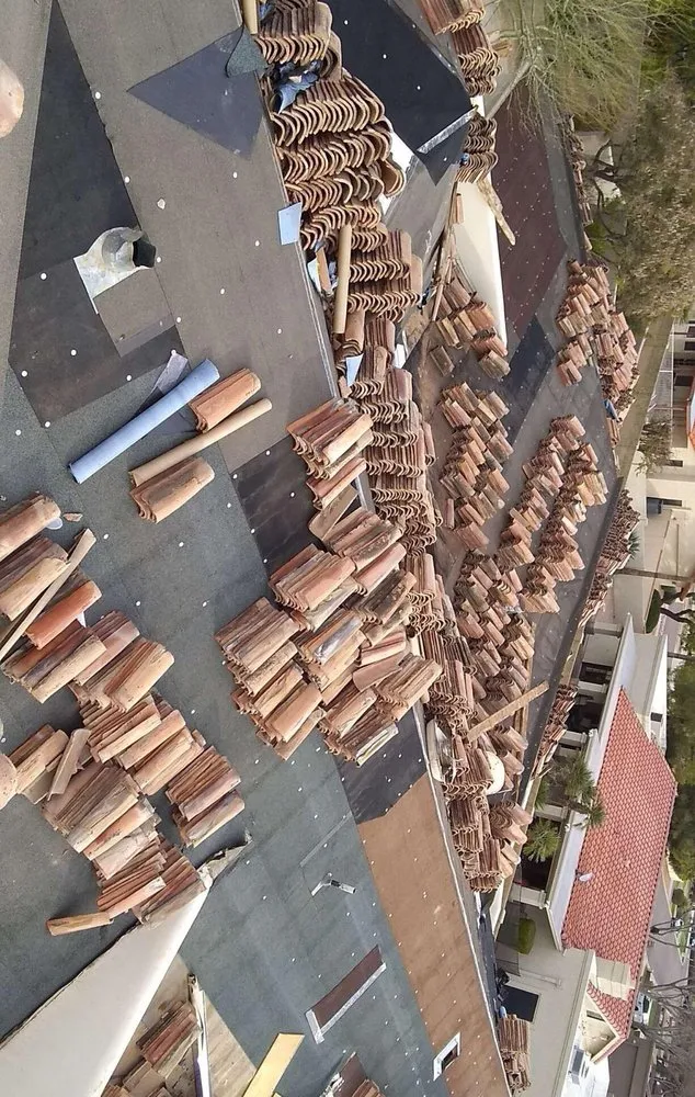 Slide of Mikku & Sons Roofing