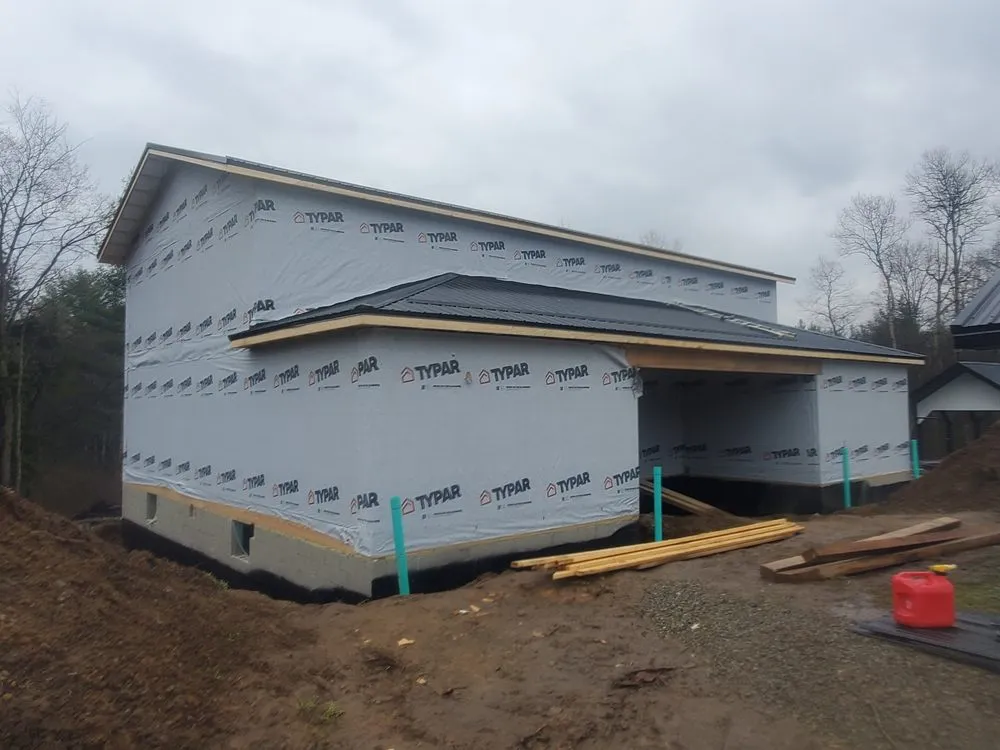 Expert roof repair experts serving Spartansburg, PA - Miller's Roofing