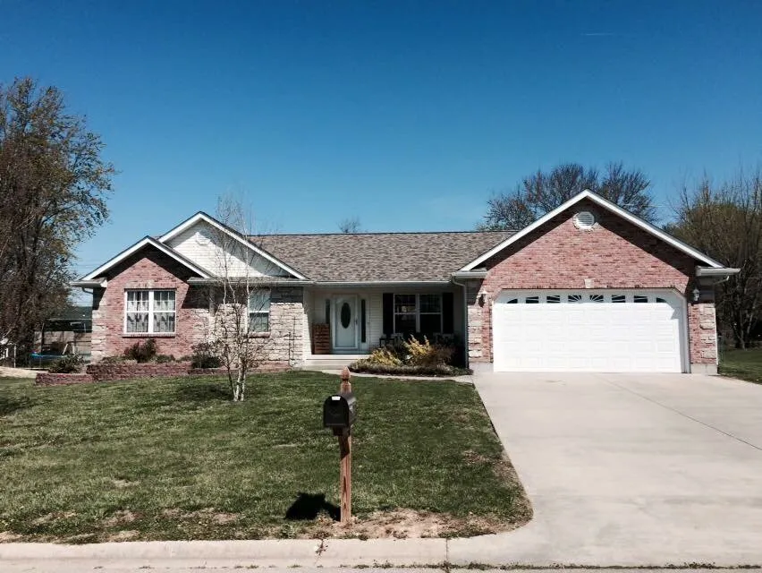 Trusted roof inspection in St. Louis, MO - Mills Construction