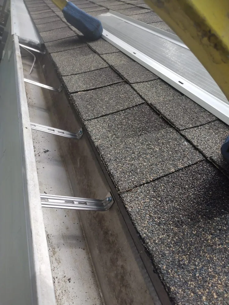 Expert roof inspection near you across Woodford, VA - Mills Home Improvements