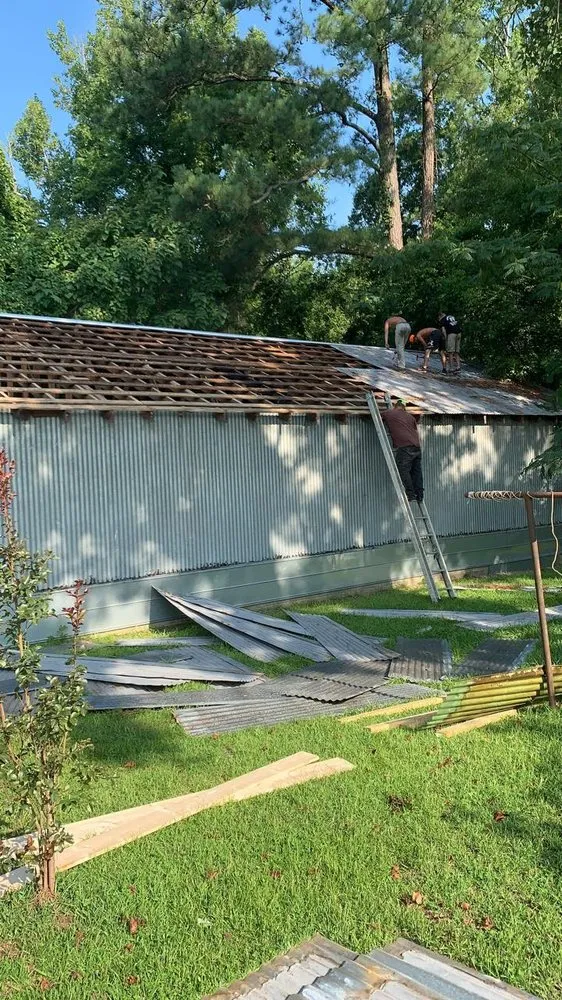 Emergency roof repair in Gaston, NC by Mills Roofing