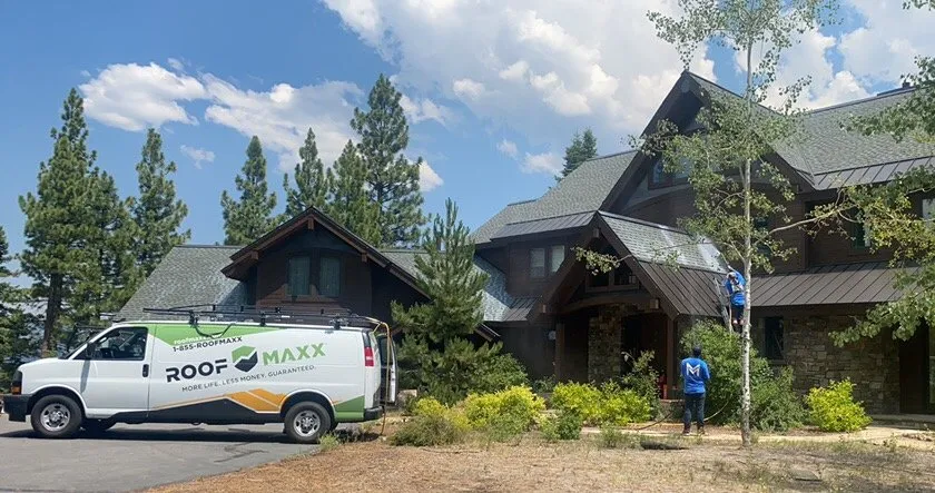 Slide of Mills Roofing