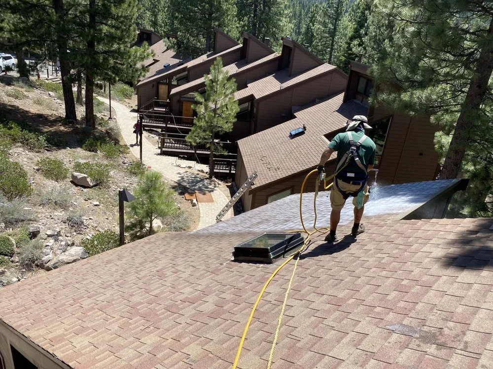 Slide of Mills Roofing