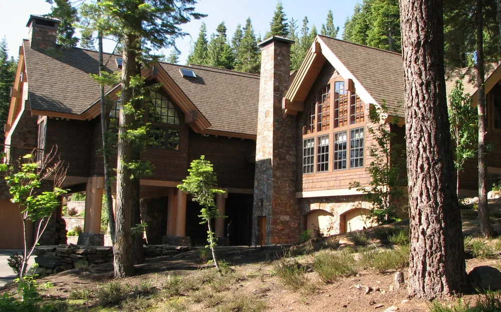 Slide of Mills Roofing