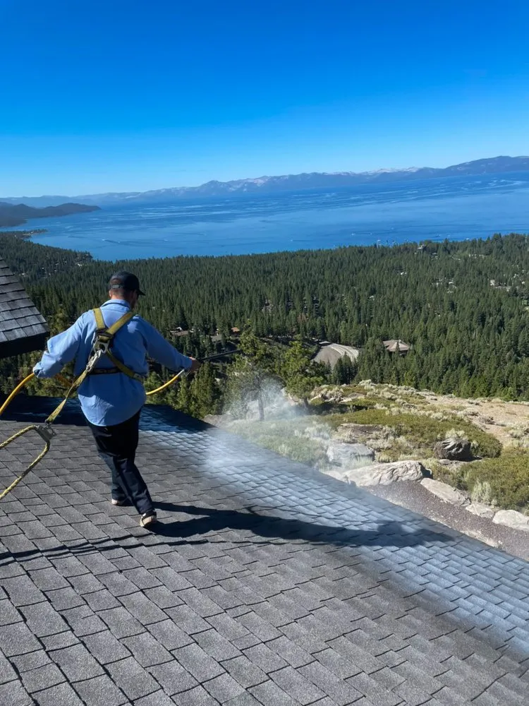 Slide of Mills Roofing