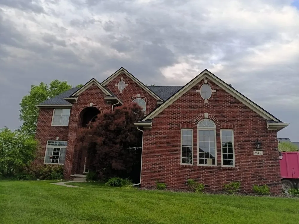 Slide of Mills Siding and Roofing