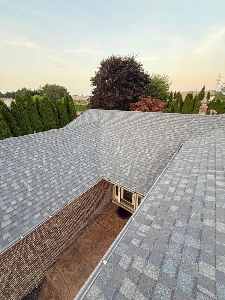Slide of Mills Siding and Roofing