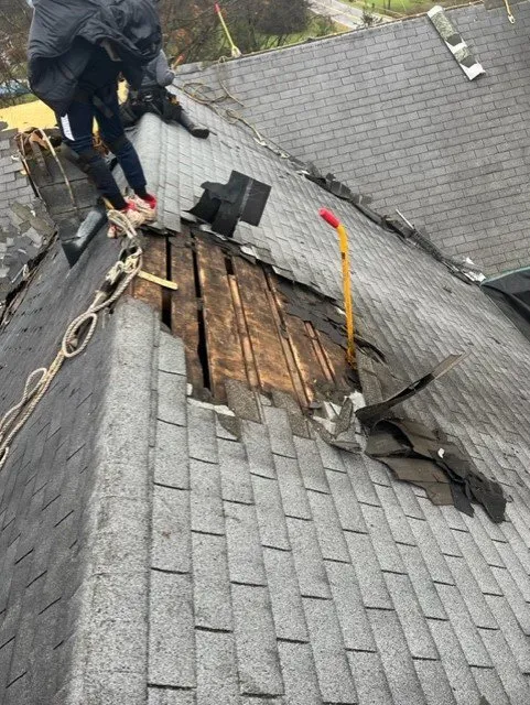 Slide of Minga Construction Corp