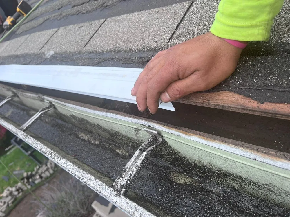 Slide of Minga Construction Corp