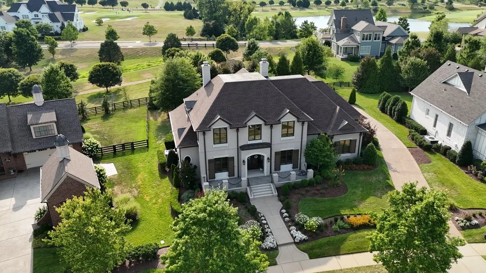 Slide of Mingo Roofing & Construction