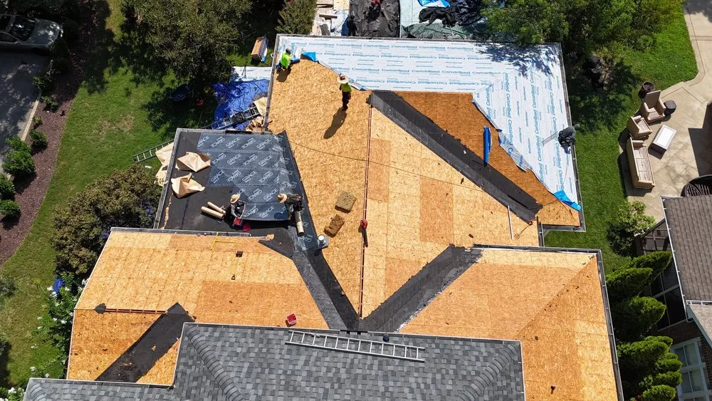 Slide of Mingo Roofing & Construction