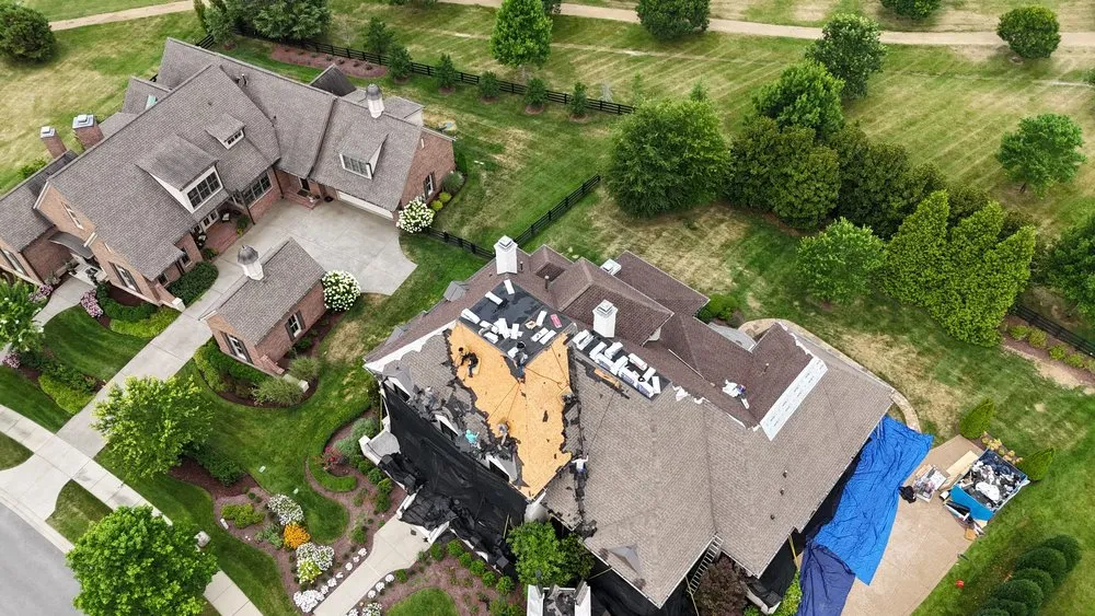 Slide of Mingo Roofing & Construction