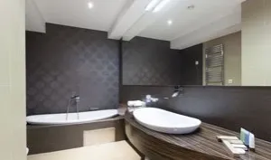 Slide of Minnesota Exteriors and Remodelers