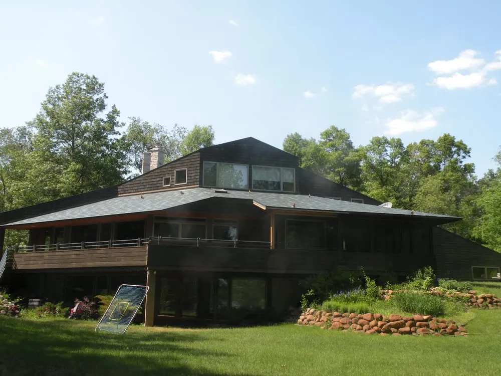 Slide of Minnesota Metal Exteriors