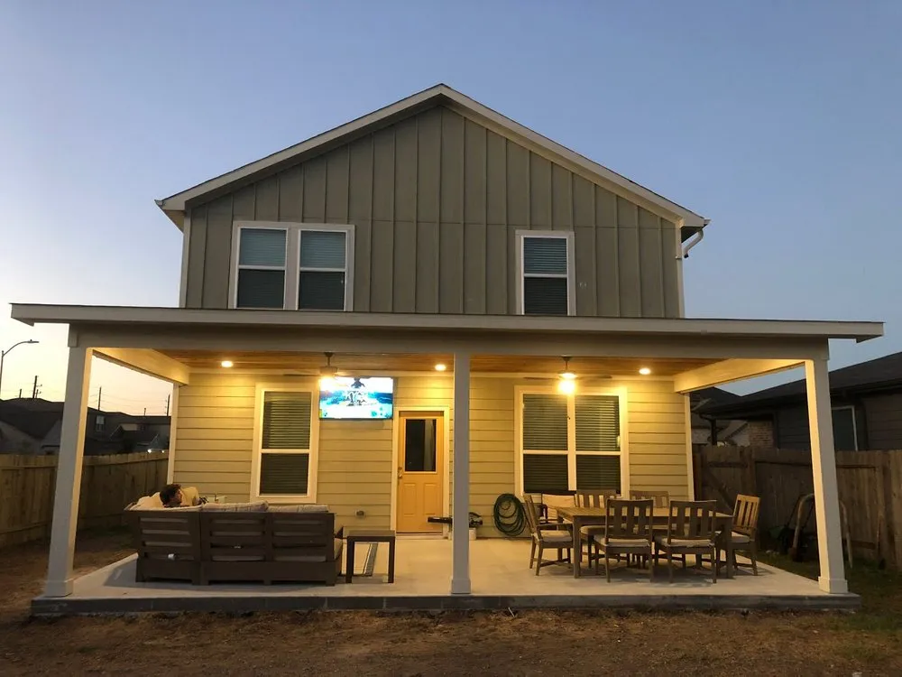 Slide of Miracle Construction Services