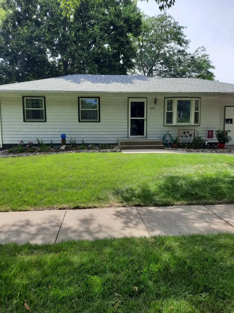 Slide of Miracle Roofing & Siding