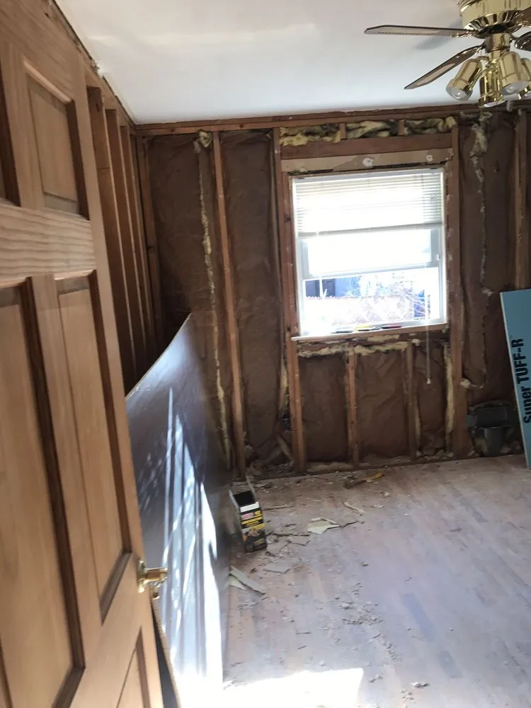 Slide of Mirzo Roofing & Construction