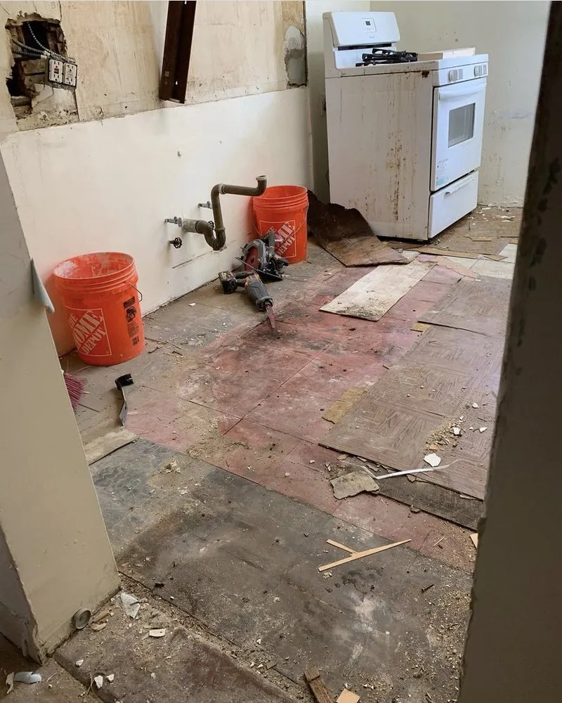 Slide of Missing Link Contracting