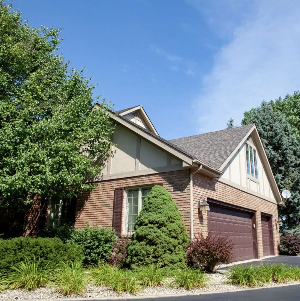 Top-rated storm damage roof repair in Spring Branch, TX by Mission City Roofing & Exterior