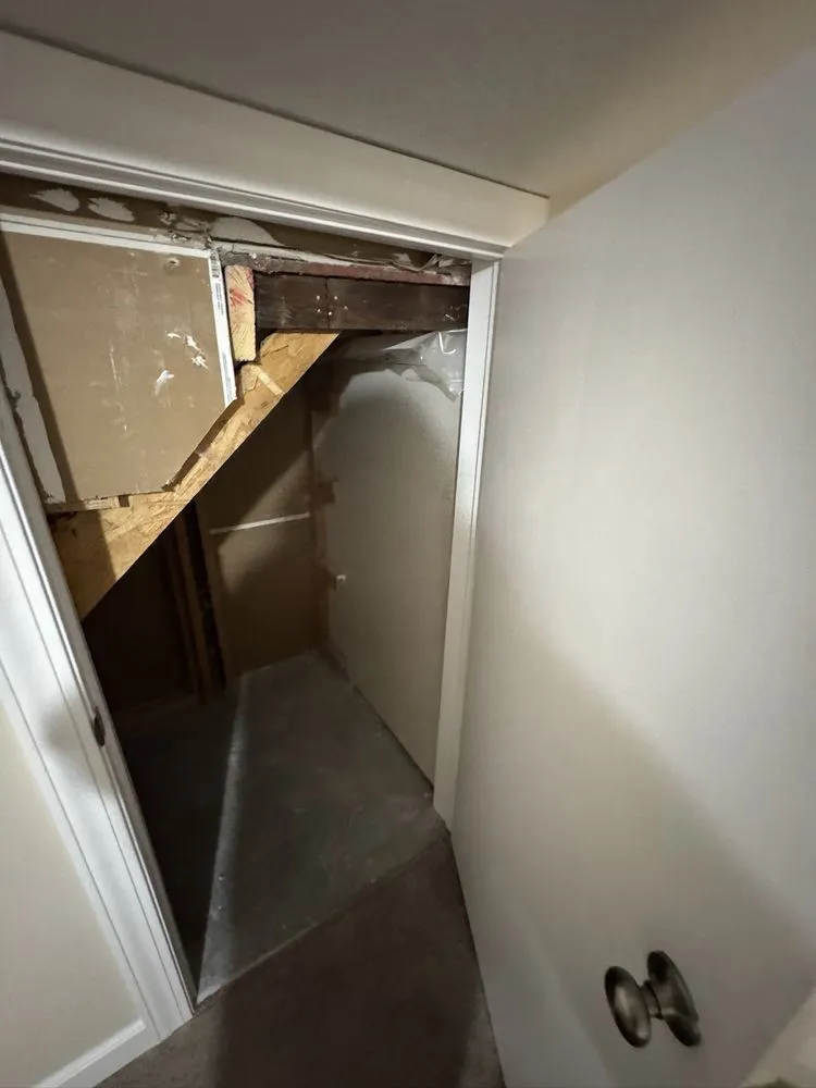 Slide of Mission Contracting