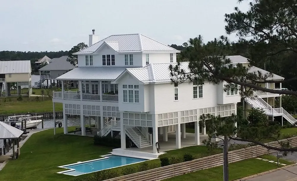 Licensed residential roofing service in D'Iberville, MS - Mississippi Roofing and Construction