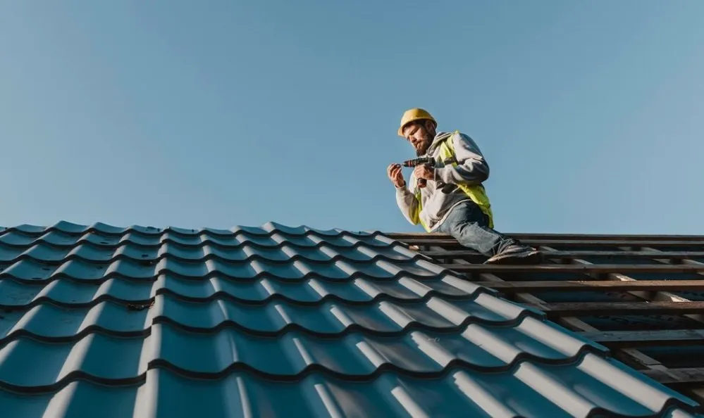 Slide of Missouri Commercial Roofing