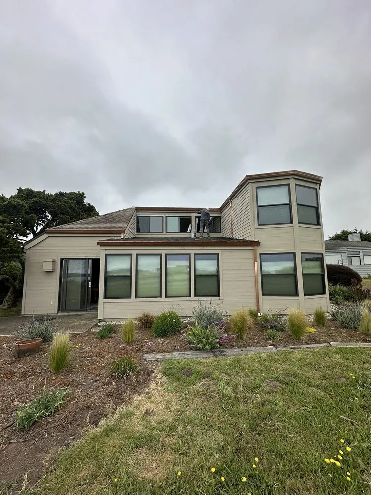 Slide of Mistah Seamless Gutters