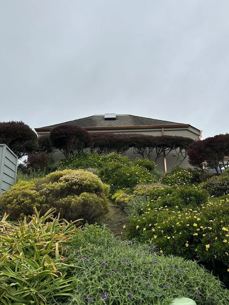 Slide of Mistah Seamless Gutters