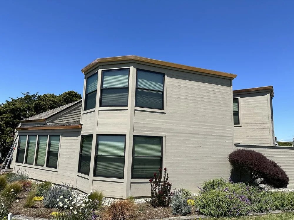 Slide of Mistah Seamless Gutters