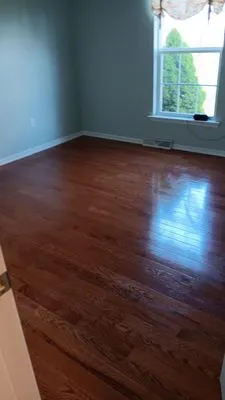 M&J Construction Logo