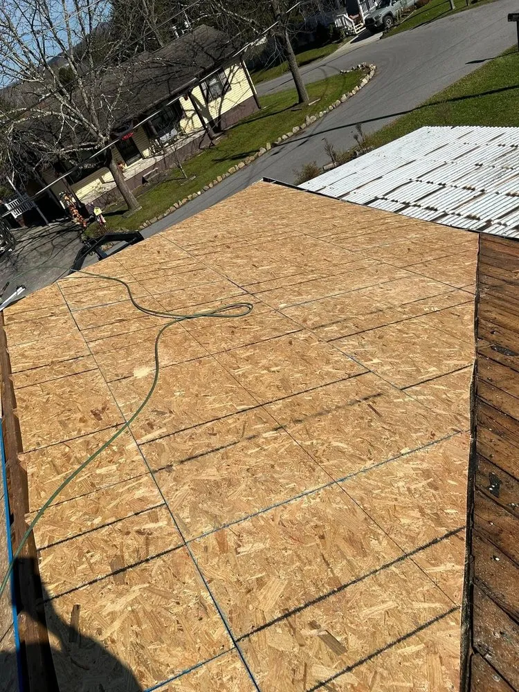 Slide of Mj Deras Construction