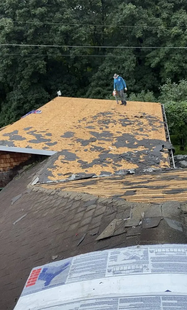 Slide of Mj Deras Construction