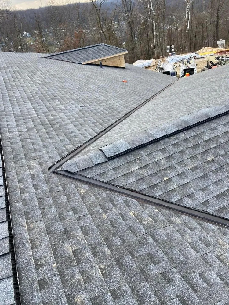 Slide of Mj Deras Construction