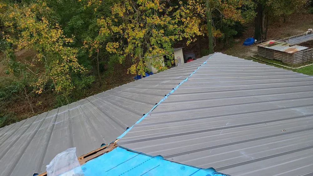 Slide of Mj Deras Construction