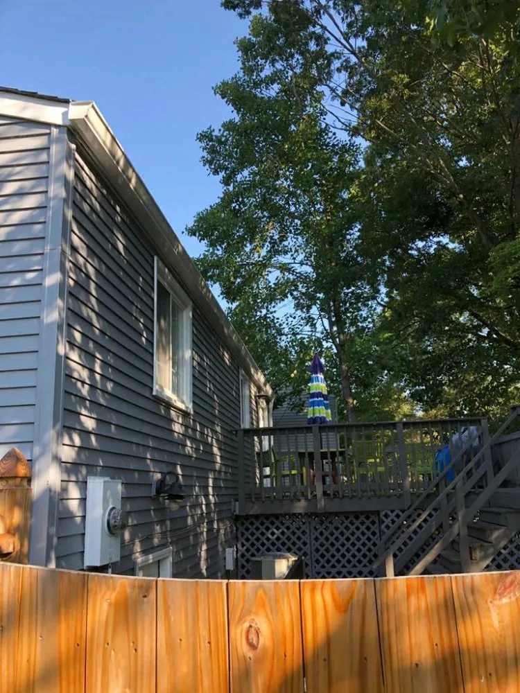 Slide of M&J Exteriors