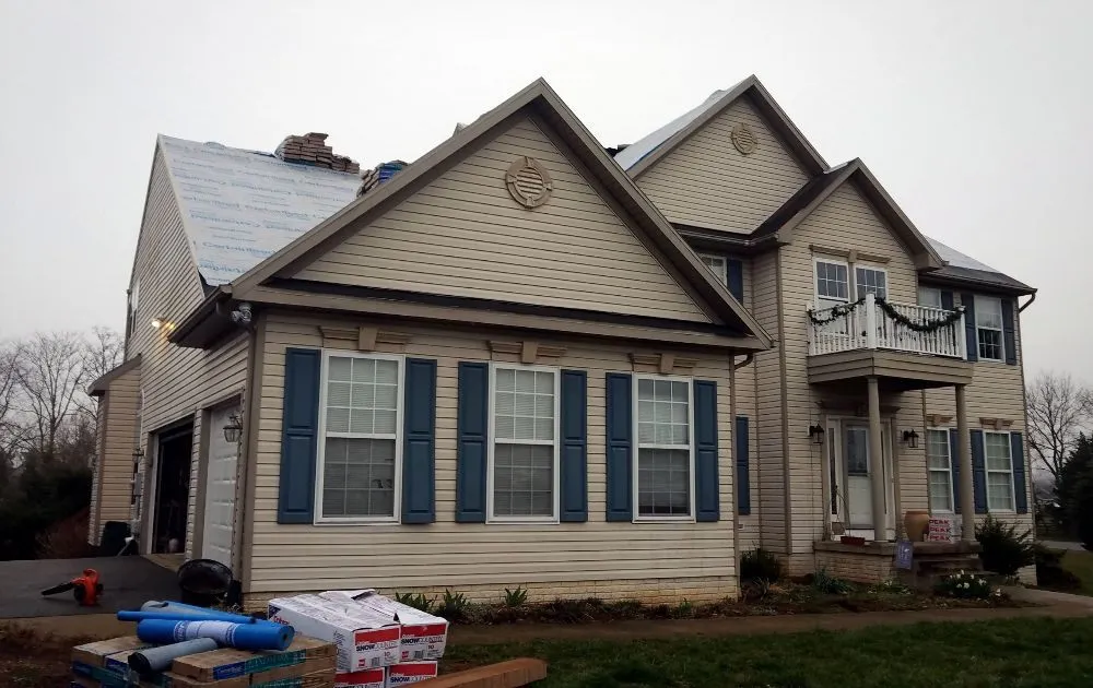 Slide of M&J Exteriors