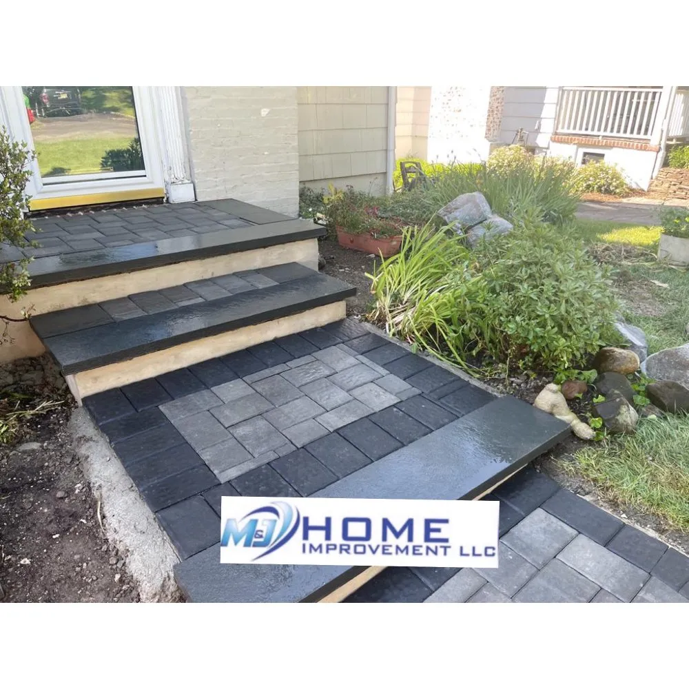 Slide of M&J Home Improvement