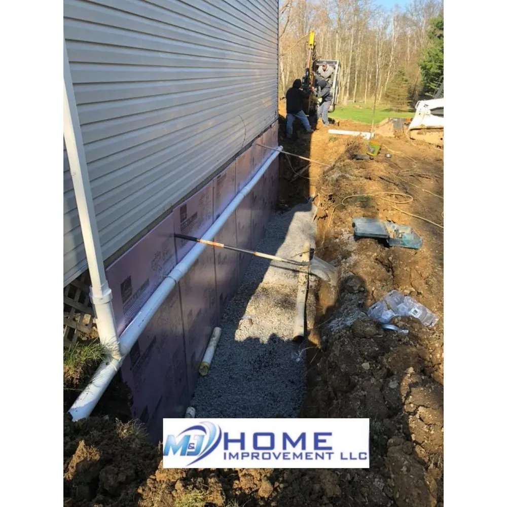 Slide of M&J Home Improvement