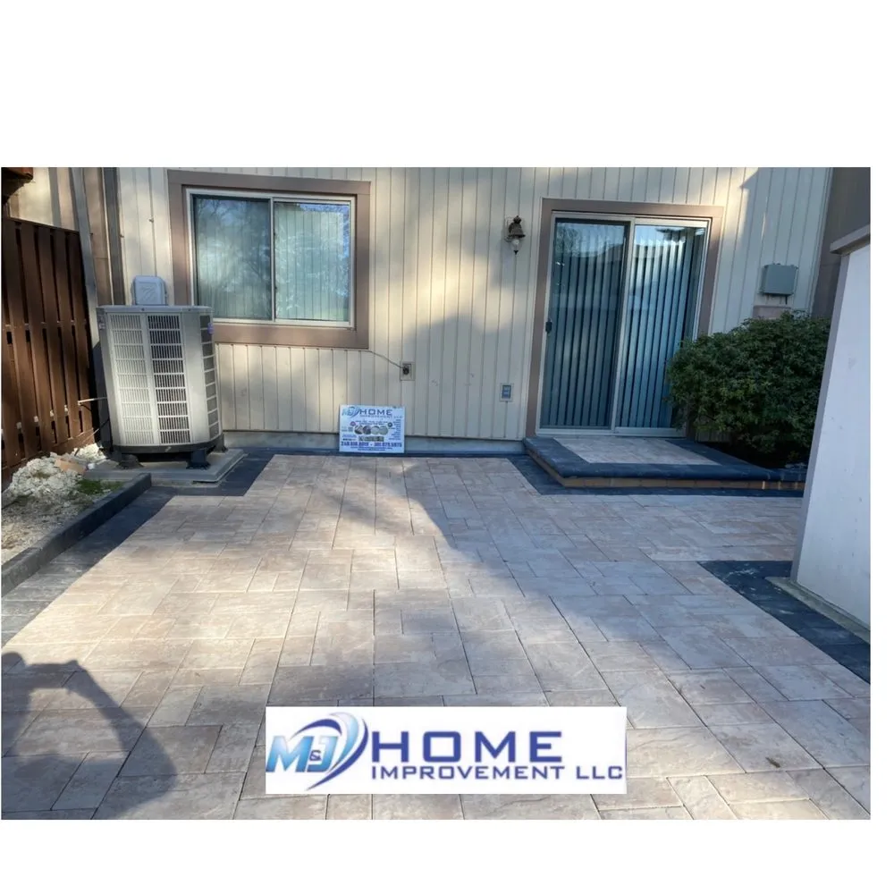 Slide of M&J Home Improvement