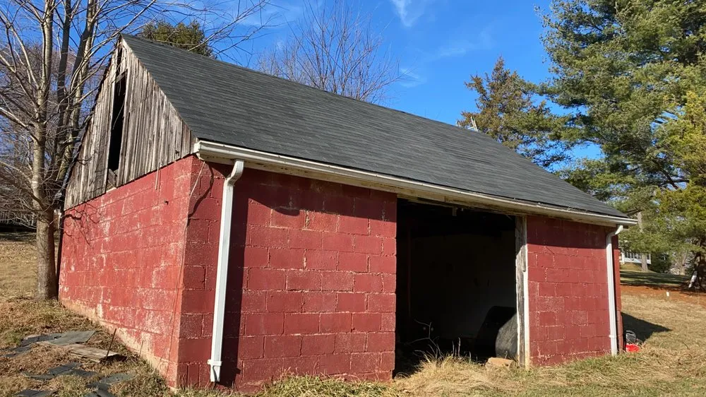 Slide of M&J Home Improvement