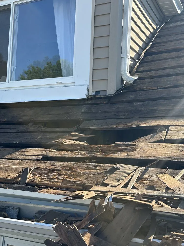 Slide of MJL Roofing