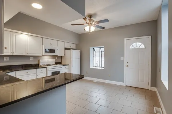 MJM Renovation & Exteriors Logo