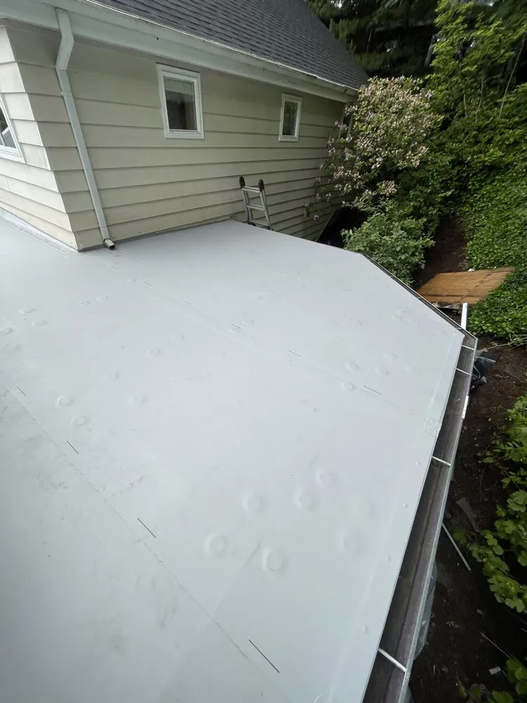 Slide of MJ’S Roofing & Construction