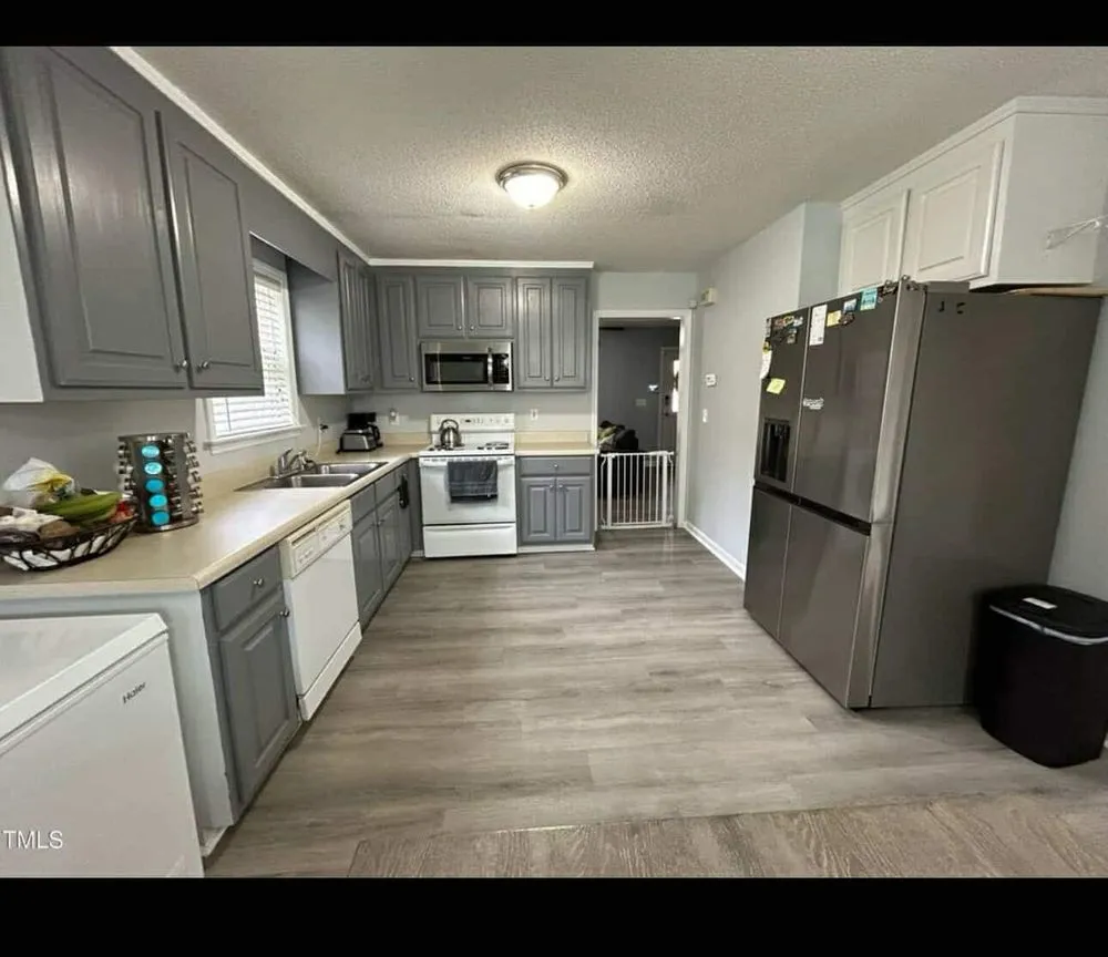 Slide of MJ's Roofing & Remodeling