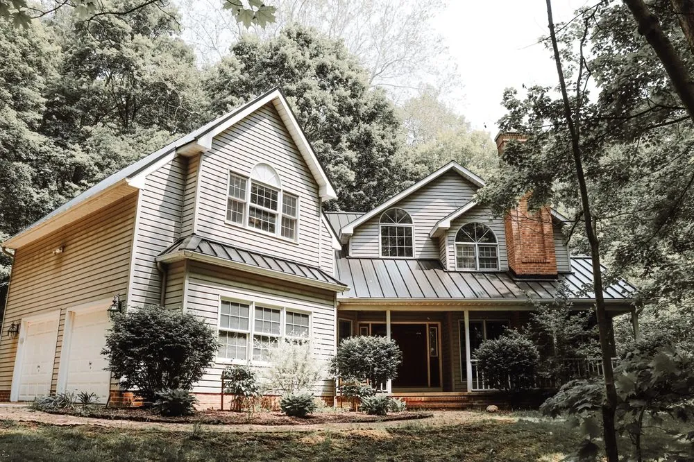 Slide of MK Roofing & Construction