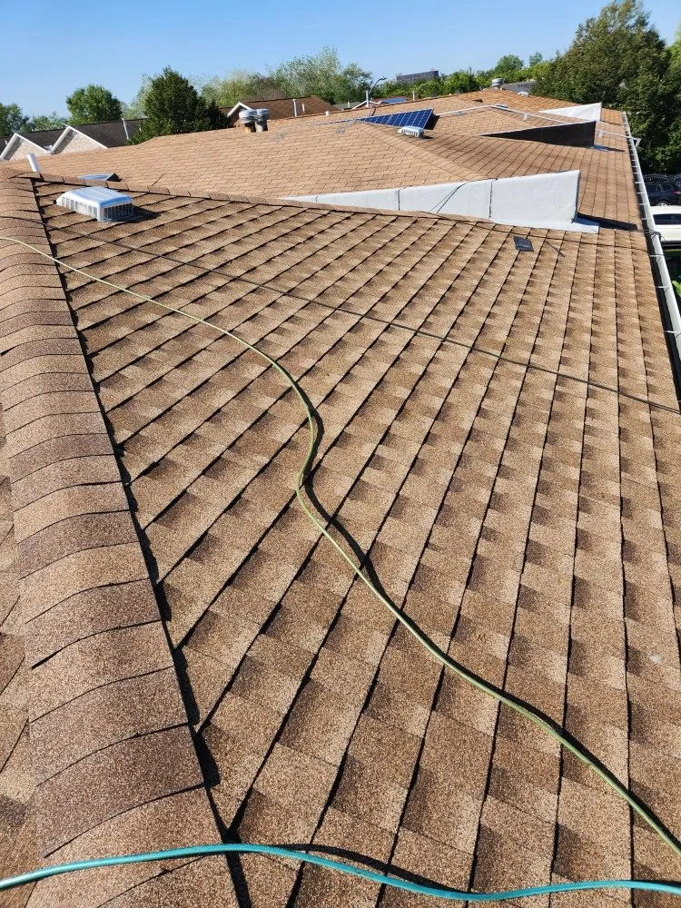 Slide of M&K Roofing General Construction