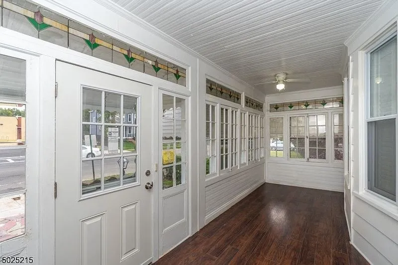 Slide of MLR Construction and Management